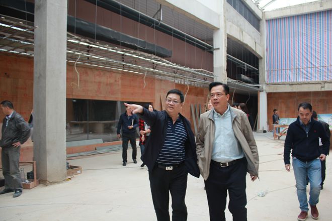 高新区管委会李耕主任一行到乐鱼网页版,乐鱼（中国）官方在线登录华南新厂调研