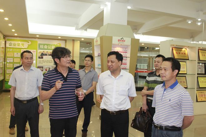 钦州市委副秘书长陆全君一行到乐鱼网页版,乐鱼（中国）官方在线登录考察