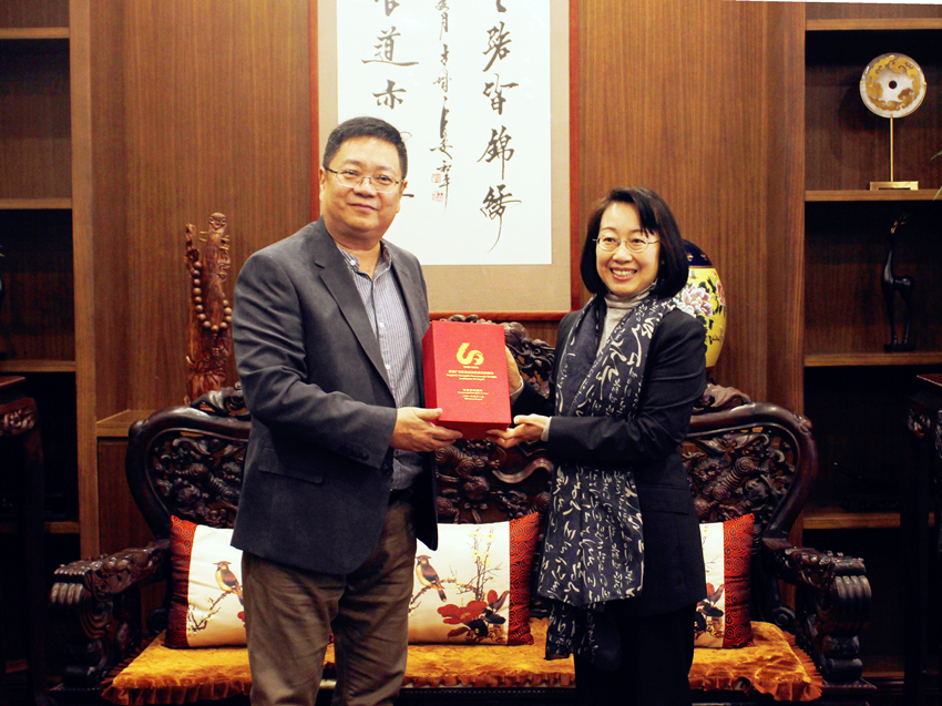 南宁市领导到乐鱼网页版,乐鱼（中国）官方在线登录开展60周年大庆走访慰问活动