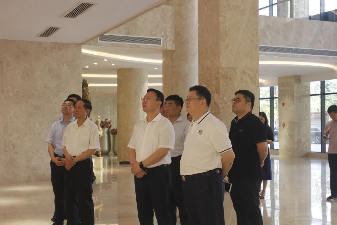 深化地企合作，共谋发展机遇丨泰安市委领导一行莅临乐鱼网页版,乐鱼（中国）官方在线登录交流指导