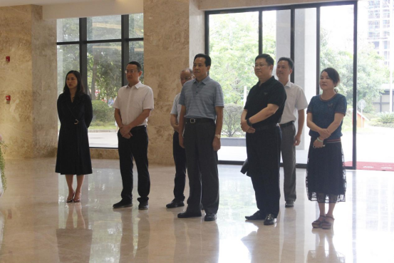 自治区政协副主席、党组副书记黄世勇一行莅临乐鱼网页版,乐鱼（中国）官方在线登录调研指导