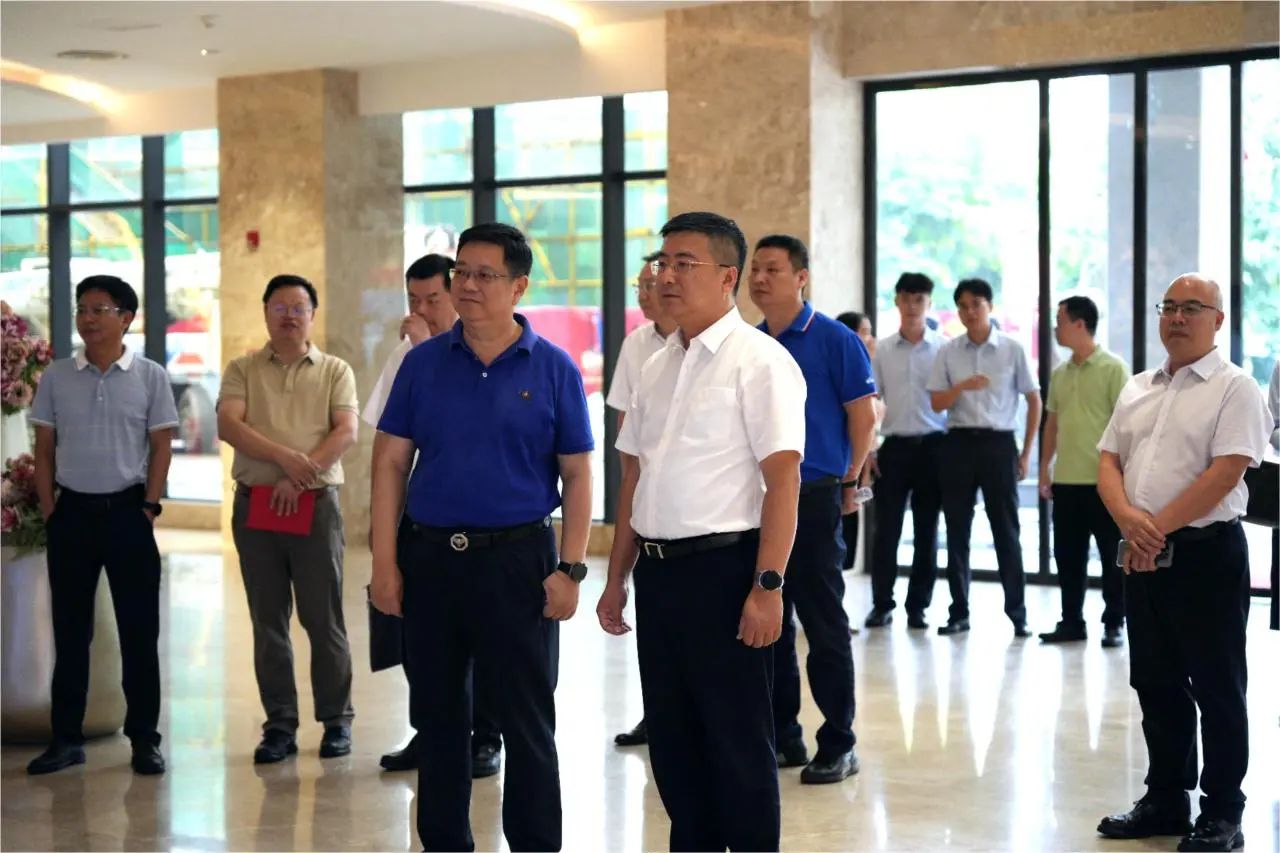 中国农业银行广西区分行党委书记、行长张清莅临乐鱼网页版,乐鱼（中国）官方在线登录调研指导